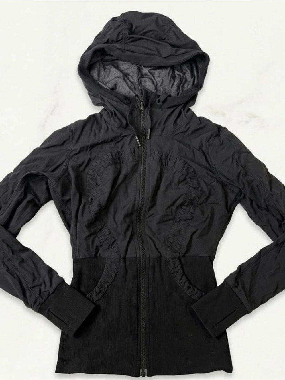 lululemon size 2 Black Hooded Zip-Up Define Jacket